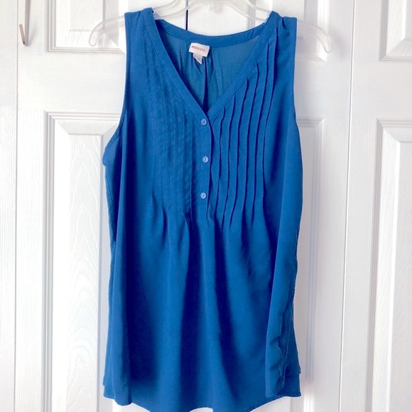 Merona Tops - Merona Blue Sleeveless Blouse